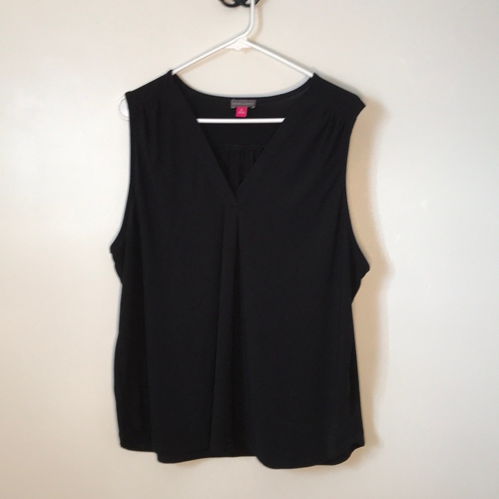 Black sleeveless shirt